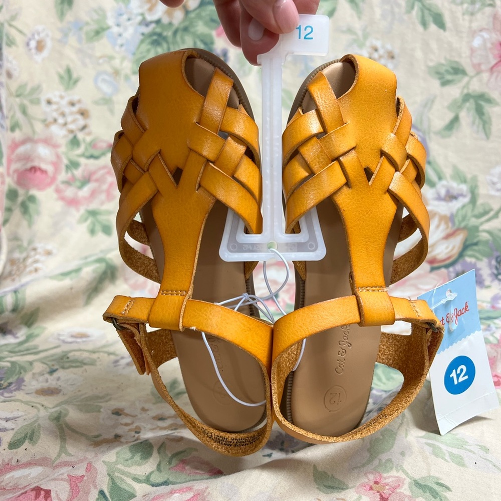 Sandals - Picture 6 of 9